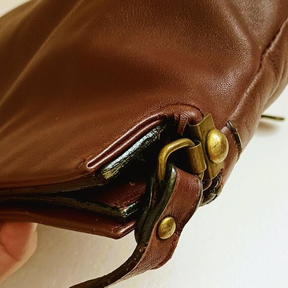 Share Etienne Aigner Leather Crossbody Bag Classic Vintage Oxblood Logo Purse - Picture 11 of 16